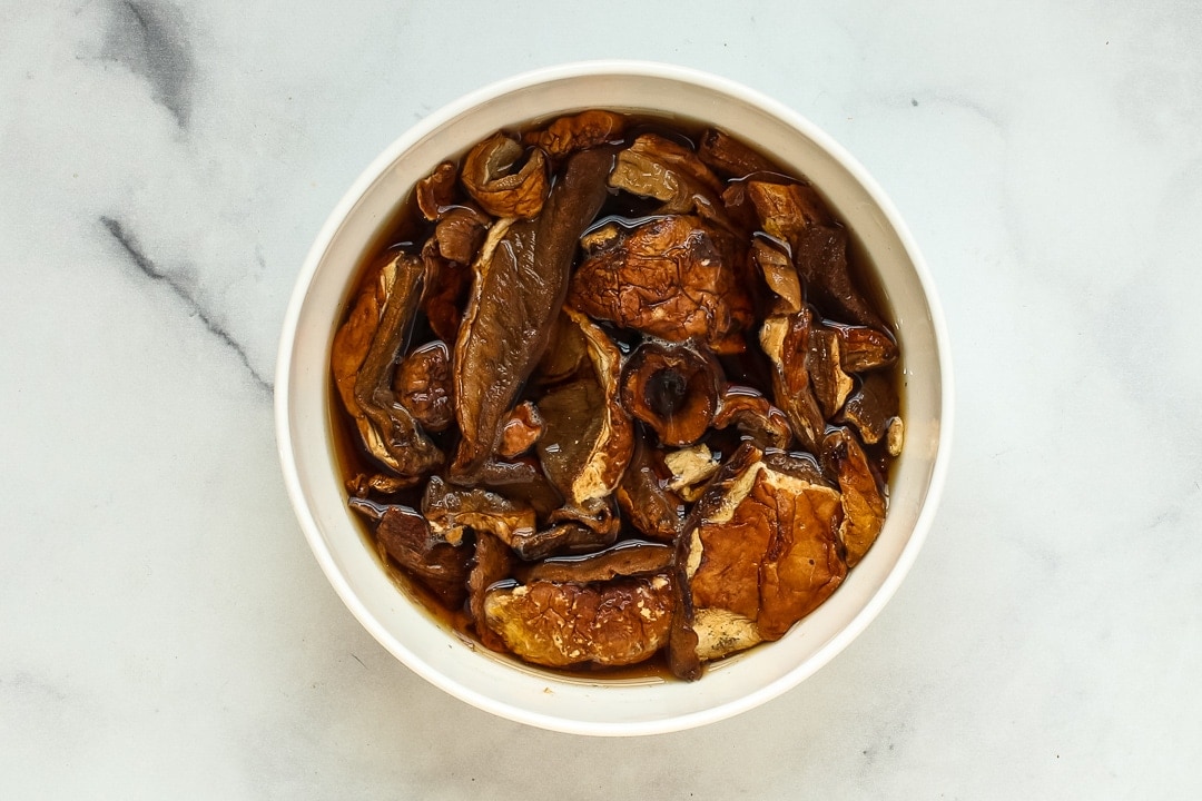 Vegan Porcini Mushroom Gravy [WFPB] • Healthy Midwestern Girl